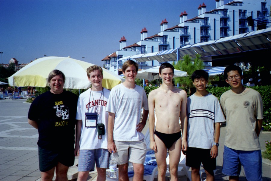 The USA team (team leader Rob is wearing one of the famous USACO t-shirts).