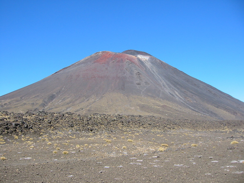 Mt Doom in all its glory. Where are those nasty hobbitses?